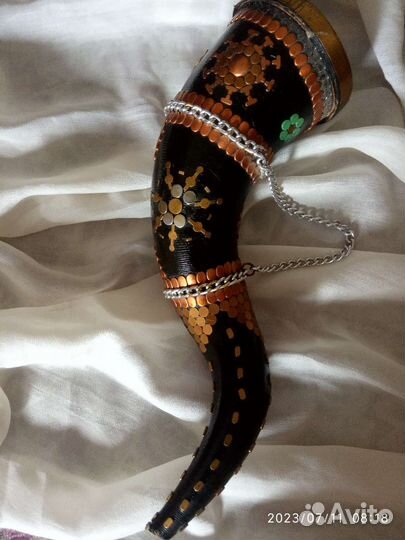 Рог в технике квиллинг