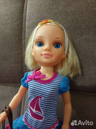 Кукла нэнси famosa