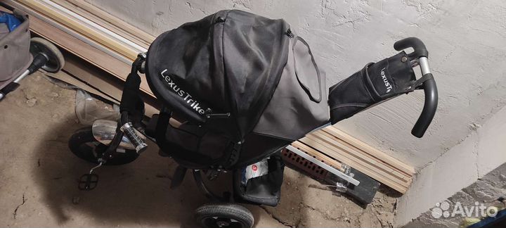 Трехколесный велосипед Lexus Trike