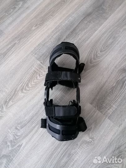 Ортез на коленный сустав с шарнирами