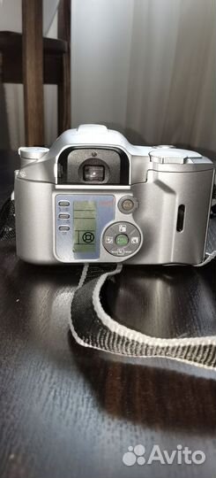 Пленочный зеркальный фотоаппарат olympus IS 500