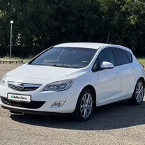 Opel Astra 1.4 AT, 2012, 132 000 км, с пробегом, цена 835 000 руб.