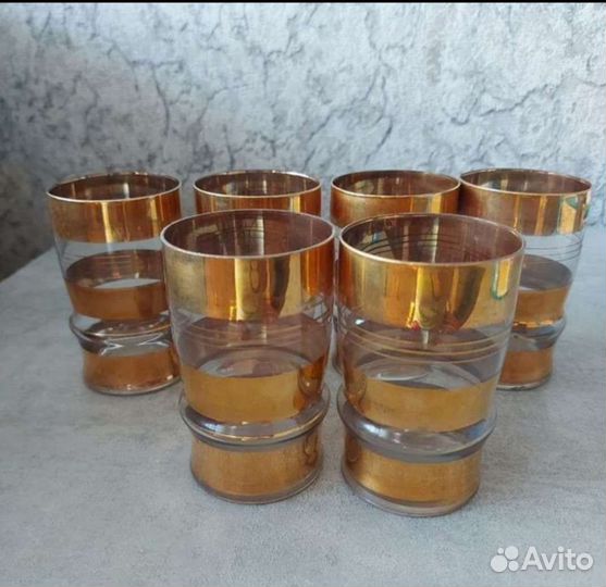 Посуда из цветного стекла