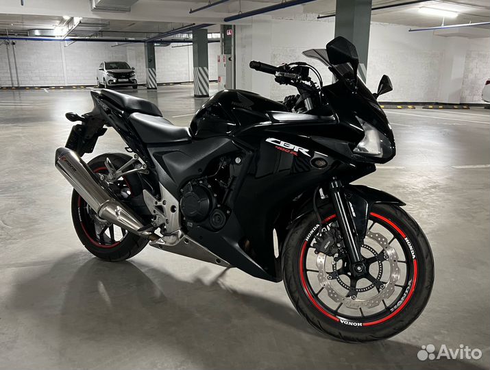 Honda cbr 400r (ABS)