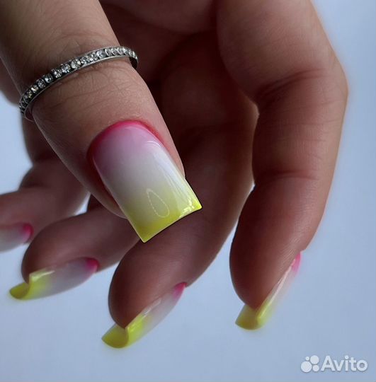 Маникюр, наращивание ногтей