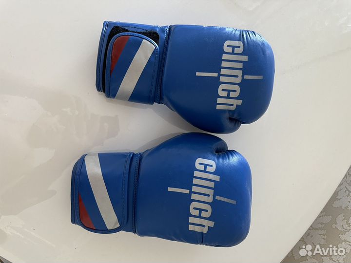 Боксерские перчатки 12 oz