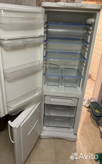 Холодильник Indesit