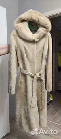 Шуба мутоновая с капюшоном