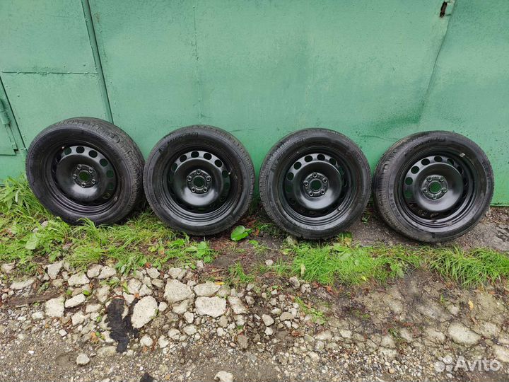 Колеса + колпаки. Michelin 205 55 r16