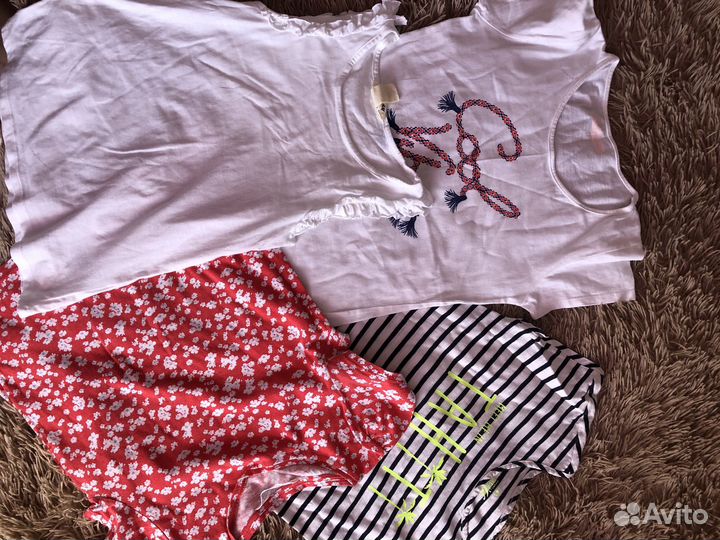 Вещи для лета шорты и футболки 134-140