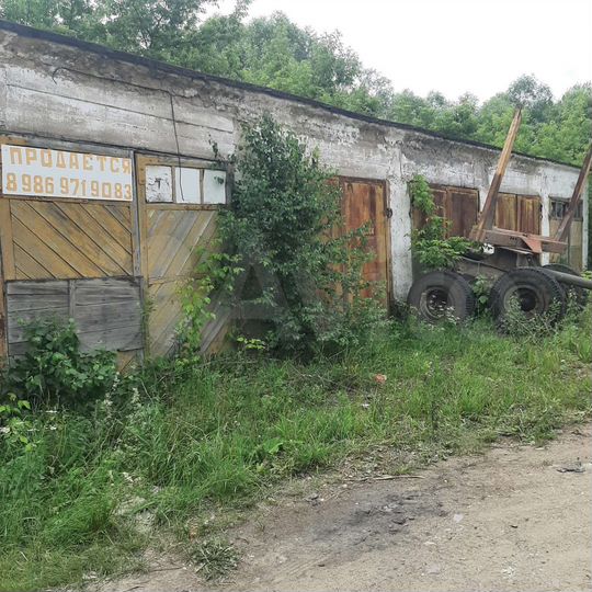 Гараж, > 30 м²