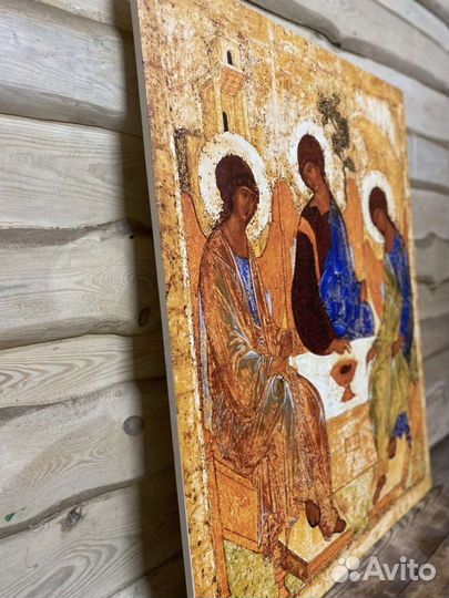 Икона на дереве