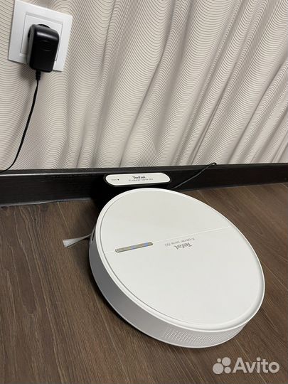 Робот пылесос