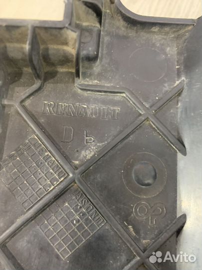 Дефлектор Кожух радиатора Renault laguna 2 Прав