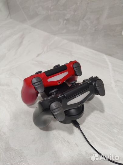 Геймпады PS4 DualShock 4 v2 CUH-ZCT2E + зарядка