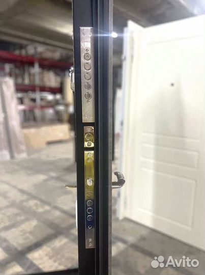 Дверь входная металлическая \