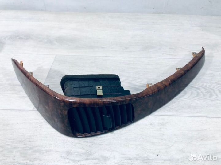 Дефлектор правый Kia Sorento SUV D4CB 2002