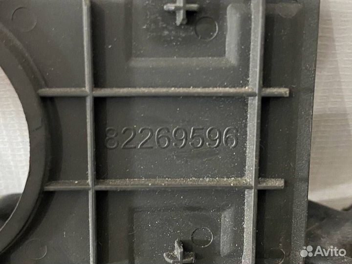 Кронштейн (крепление) Volvo FH5 82269596