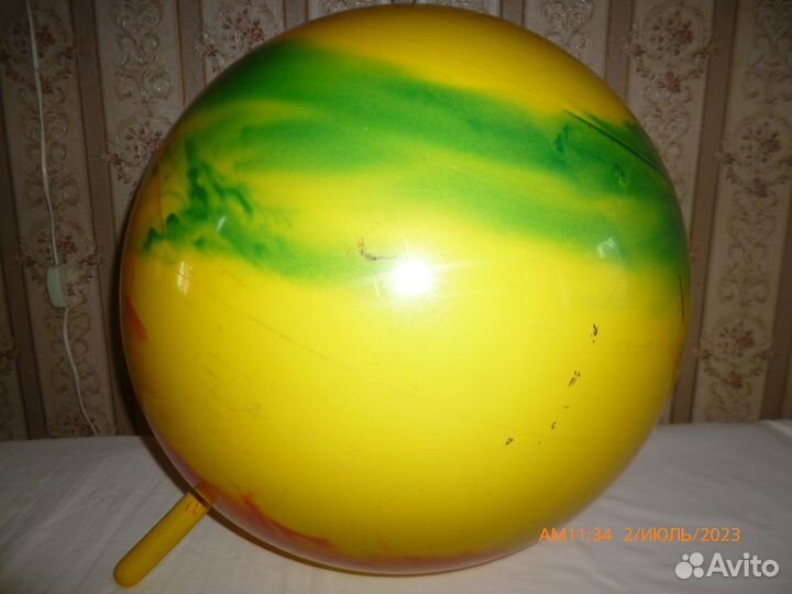 Мяч прыгун с рожками