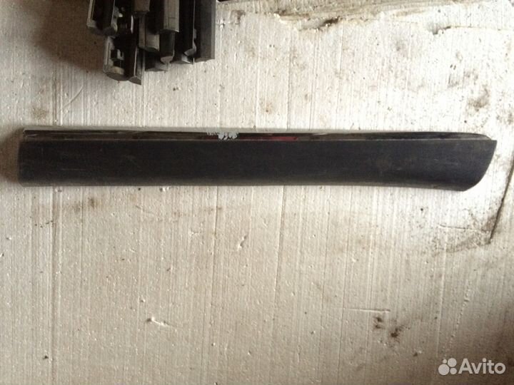 Накладка задней двери Lexus RX270 RX350