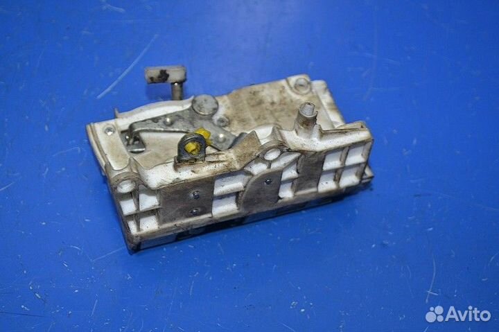 Замок двери, левый iveco EuroStar (01.93-12.02)