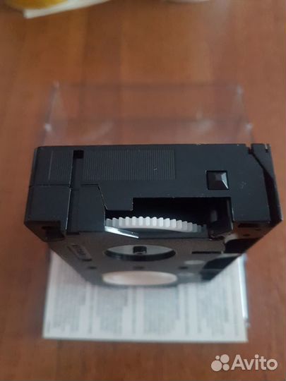 Видеокассеты VHS и Basf VHS-c