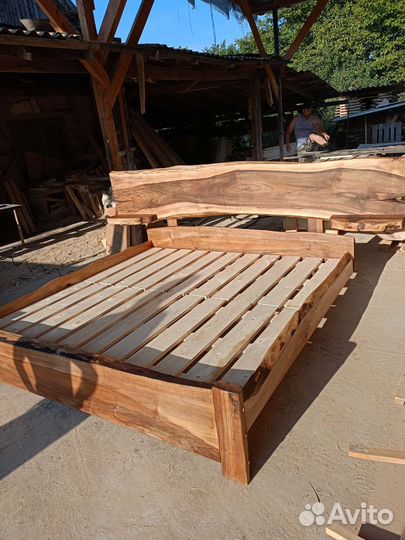 Кровать двухспальная 160 200 деревянная