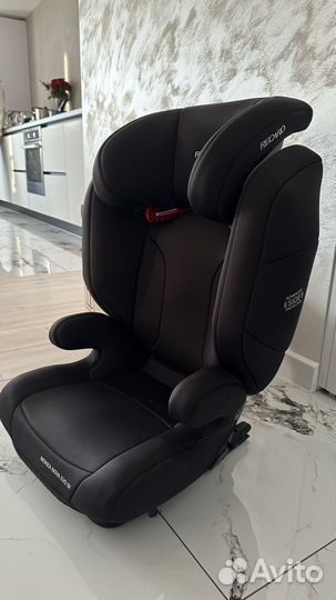 Автокресло Recaro Monza Nova Evo Seatfix