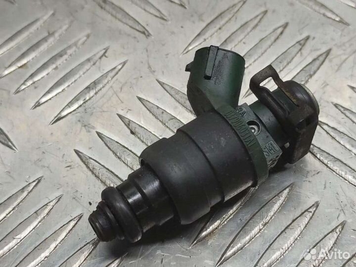 Форсунка Volkswagen Golf 4 хэтчбек 1.6 2003