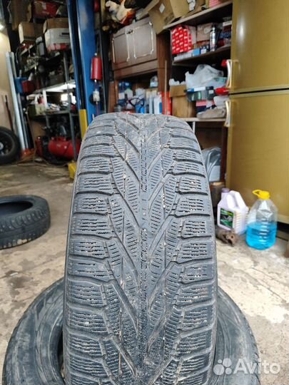 Nokian Tyres Hakkapeliitta R2 SUV 235/60 R18