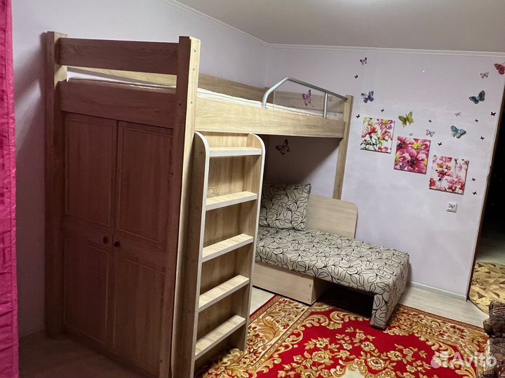 Кровать двухъярусная детская со шкафом