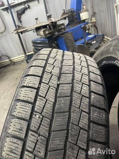 Foman Polar Bear 215/55 R17 94T