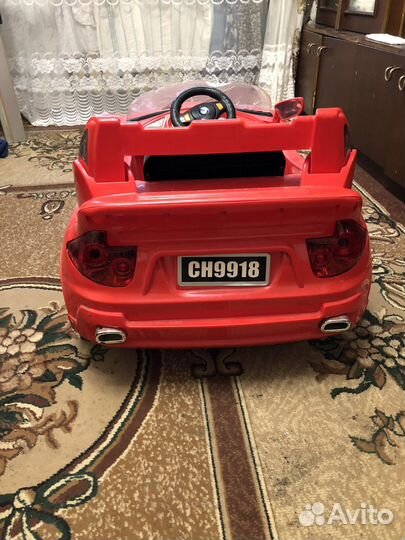 Машинка для детей на аккумуляторе