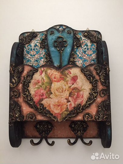Ключница ручной работы «Розы»