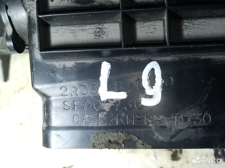 Накладка на торпедо центральная для Mitsubishi