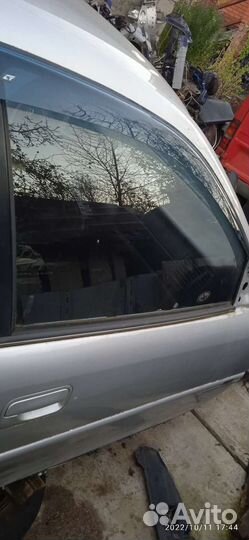 Стекло двери opel vectra b