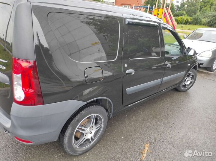 Грузоперевозки на Ларгусе фургоне