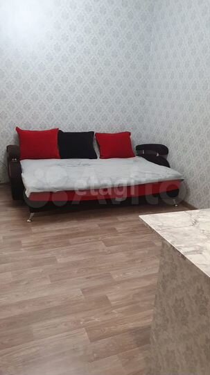 3-к. квартира, 40,5 м², 1/2 эт.