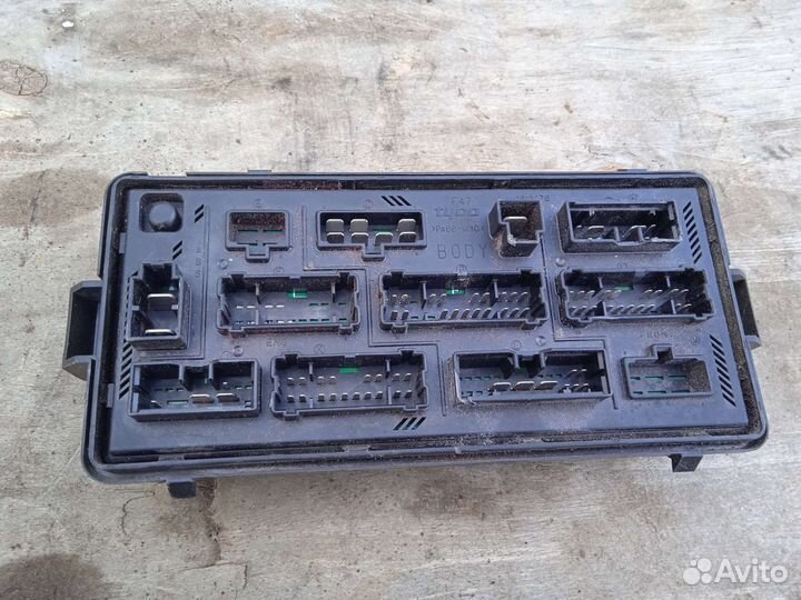 Монтажный блок Чери м11