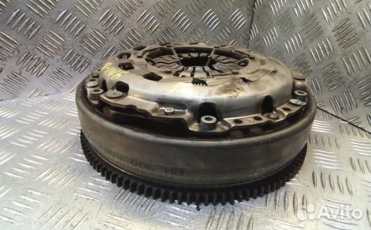 Маховик демпферный бензиновый BMW 3 E90/E91 (9NI08