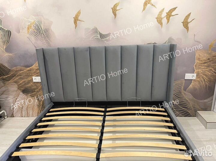 Дизайнерская кровать