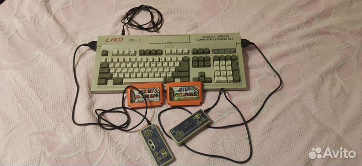 Игровая приставка dendy с клавиатурой