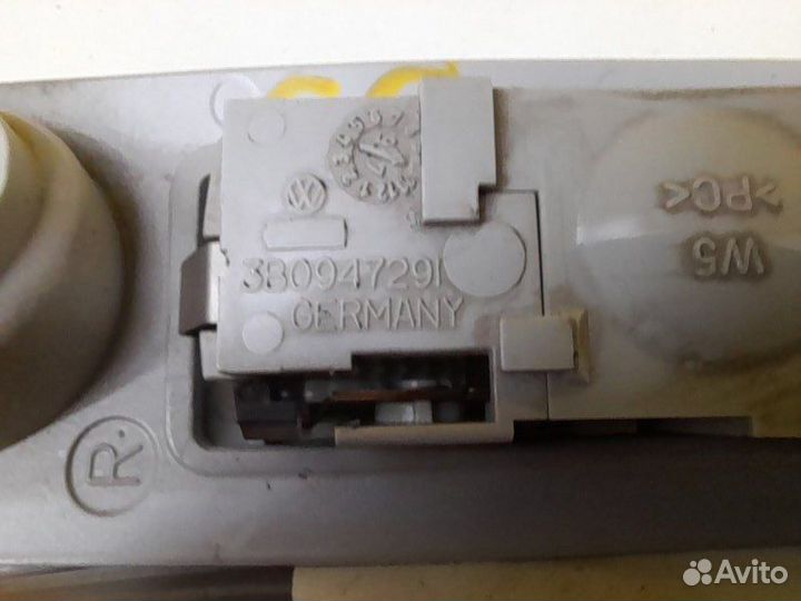 Плафон Volkswagen Passat B5 универсал 1.8 ADR 1997