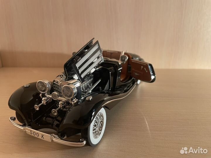 Коллекционная машинка Mercedes Benz 500K 1:24