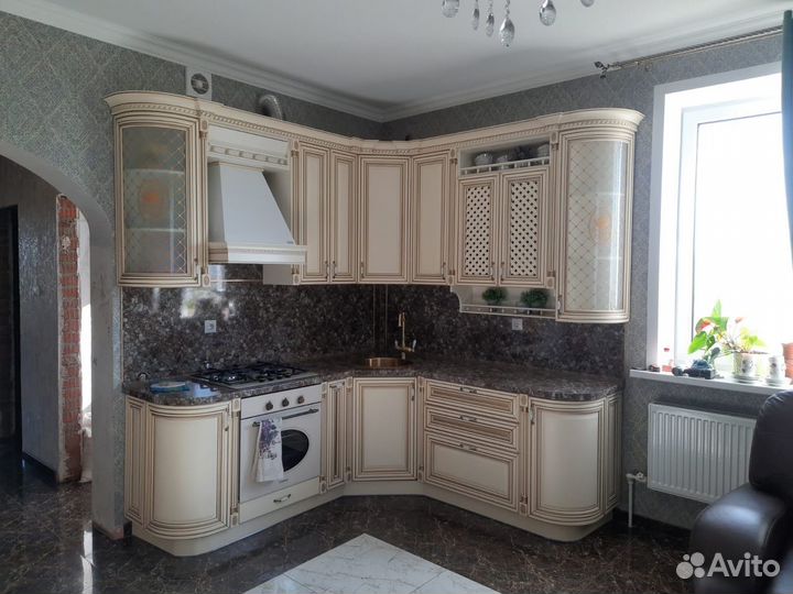 Кухонные гарнитуры из массива в Орле