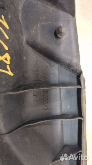 Накладка на лобовое Lexus UX, 2019