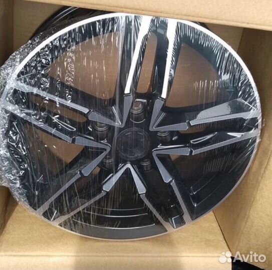 Диски новые Hyundai, Kia R16 6J 5/114.3 ET45 d67.1