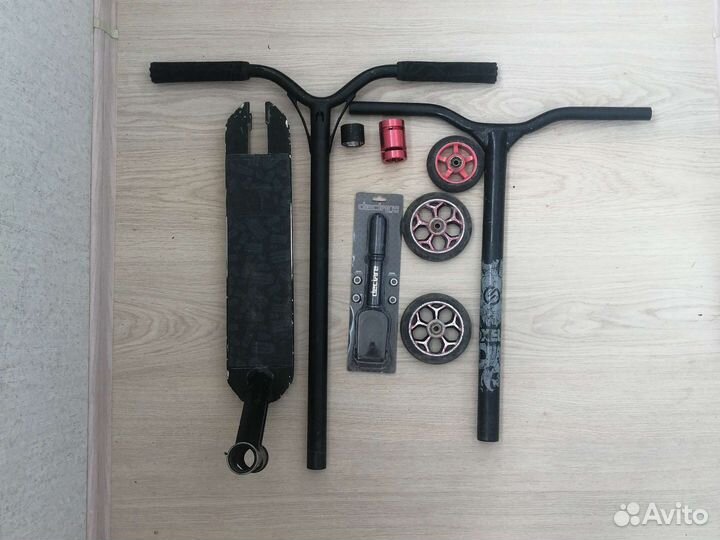 Запчасти на трюковой самокат