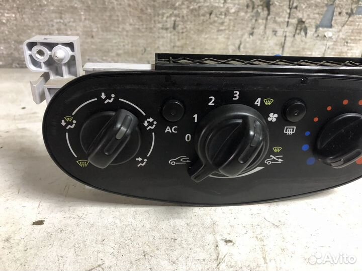 Блок управления печки Renault Logan 1