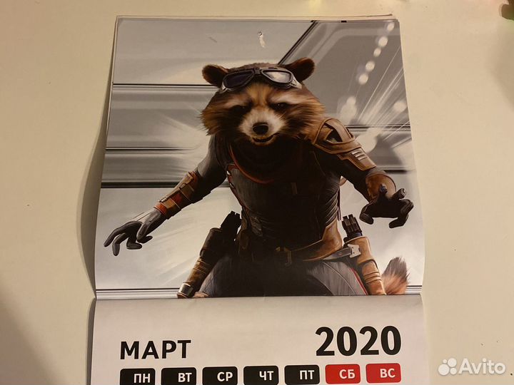 Продам календарь Марвел
